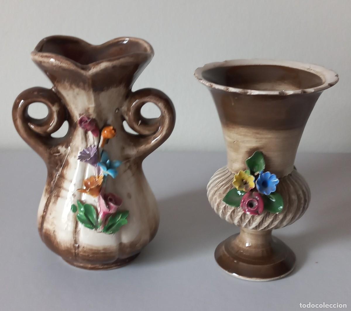 Antiquit&eacute;s: DOS JARRONES FLOREROS CAPODIMONTE