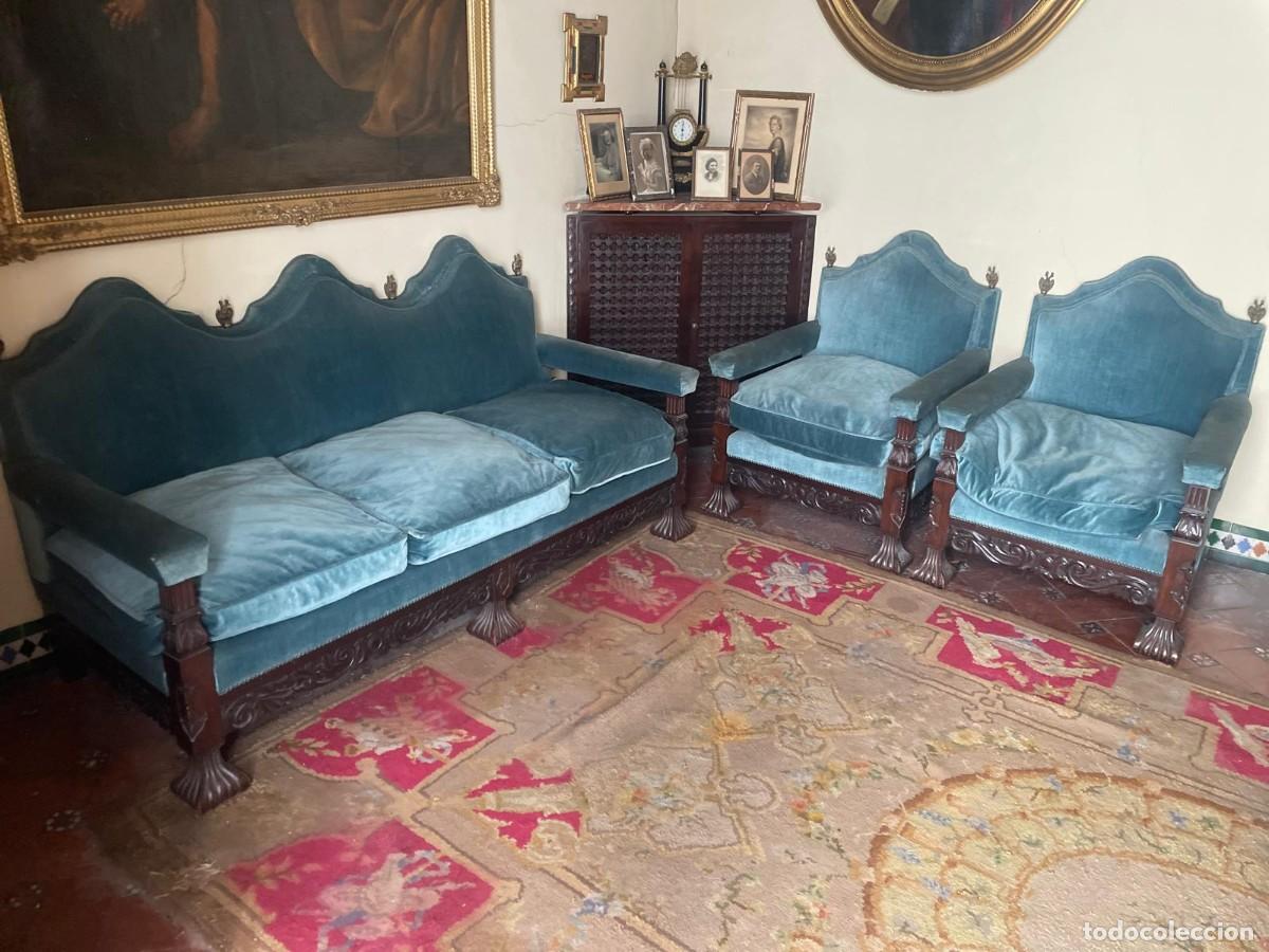 Antig&uuml;edades: TRESILLO ESTILO ALFONSINO TERCIOPELO