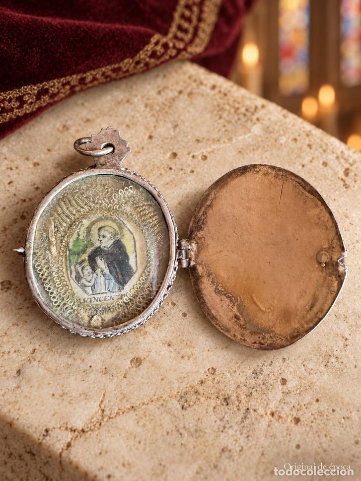 Antig&uuml;edades: (ANT-260915)RELICARIO DE PLATA DE SAN VICENTE - TAPAS CRUZ ESCUDO MERCEDARIO Y LA VIRGEN - SIGLO XIX