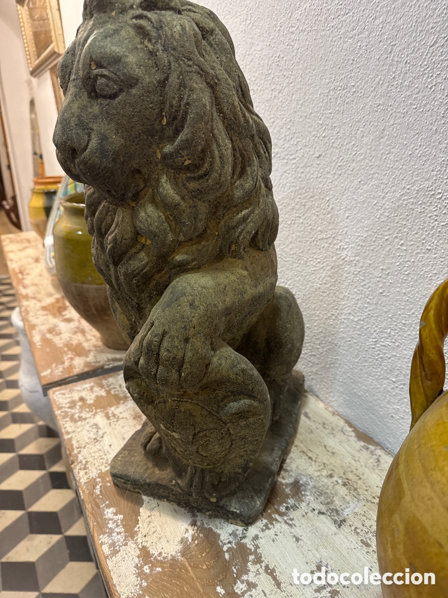 Antig&uuml;edades: Pareja de leones en piedra artificial - Foto 3