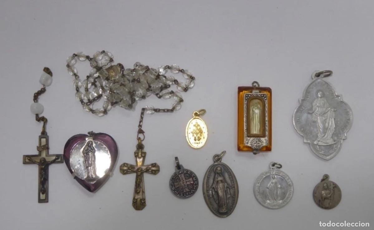 Antig&uuml;edades: ✝️ LOTE ANTIGUO DE DEVOCI&Oacute;N CAT&Oacute;LICA &mdash; ROSARIO, CRUCIFIJOS, MEDALLAS Y RELICARIO