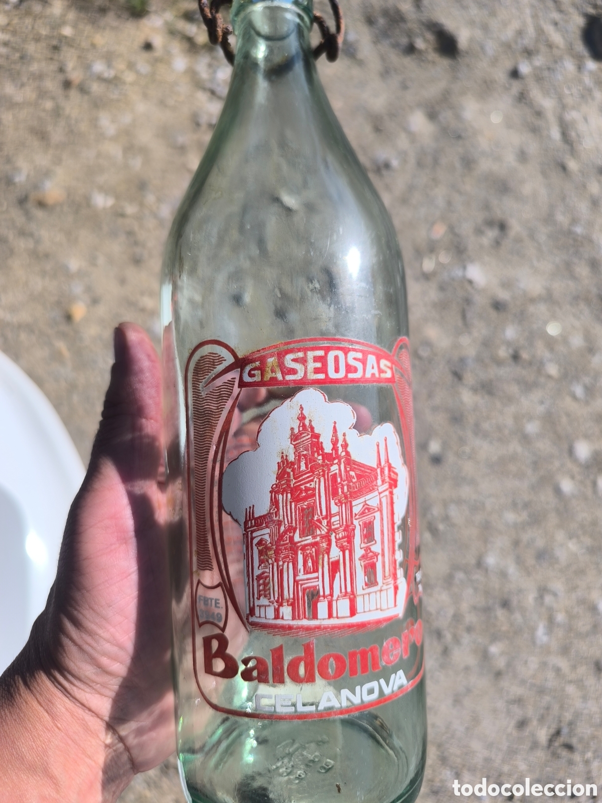 Antig&uuml;edades: Botella antigua de gaseosa