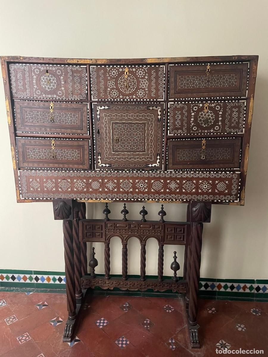 Antig&uuml;edades: BARGUE&Ntilde;O ESTILO NAZAR&Iacute; XIX