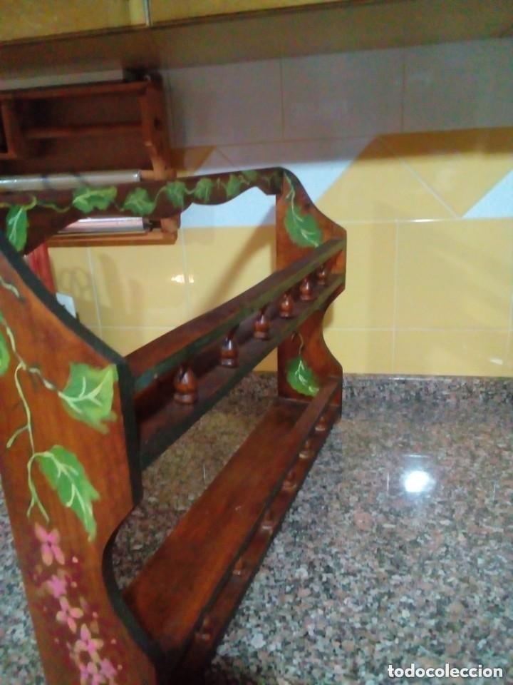 Antig&uuml;edades: BONITA ESTANTERIA DE MADERA - Foto 3