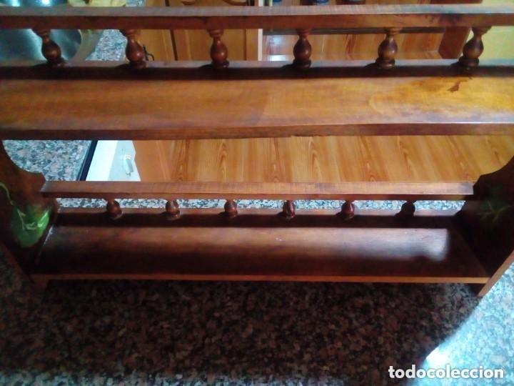 Antig&uuml;edades: BONITA ESTANTERIA DE MADERA - Foto 5