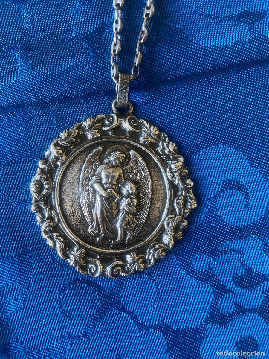 Antig&uuml;edades: GRAN MEDALLA DE PLATA MUY ANTIGUA Y CADENA DE PLATA