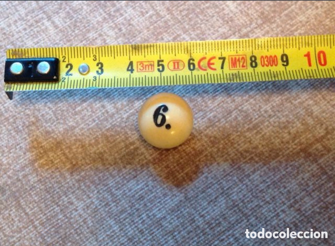 Antiquit&auml;ten: Bola de marfil con el n&uacute;mero 6.