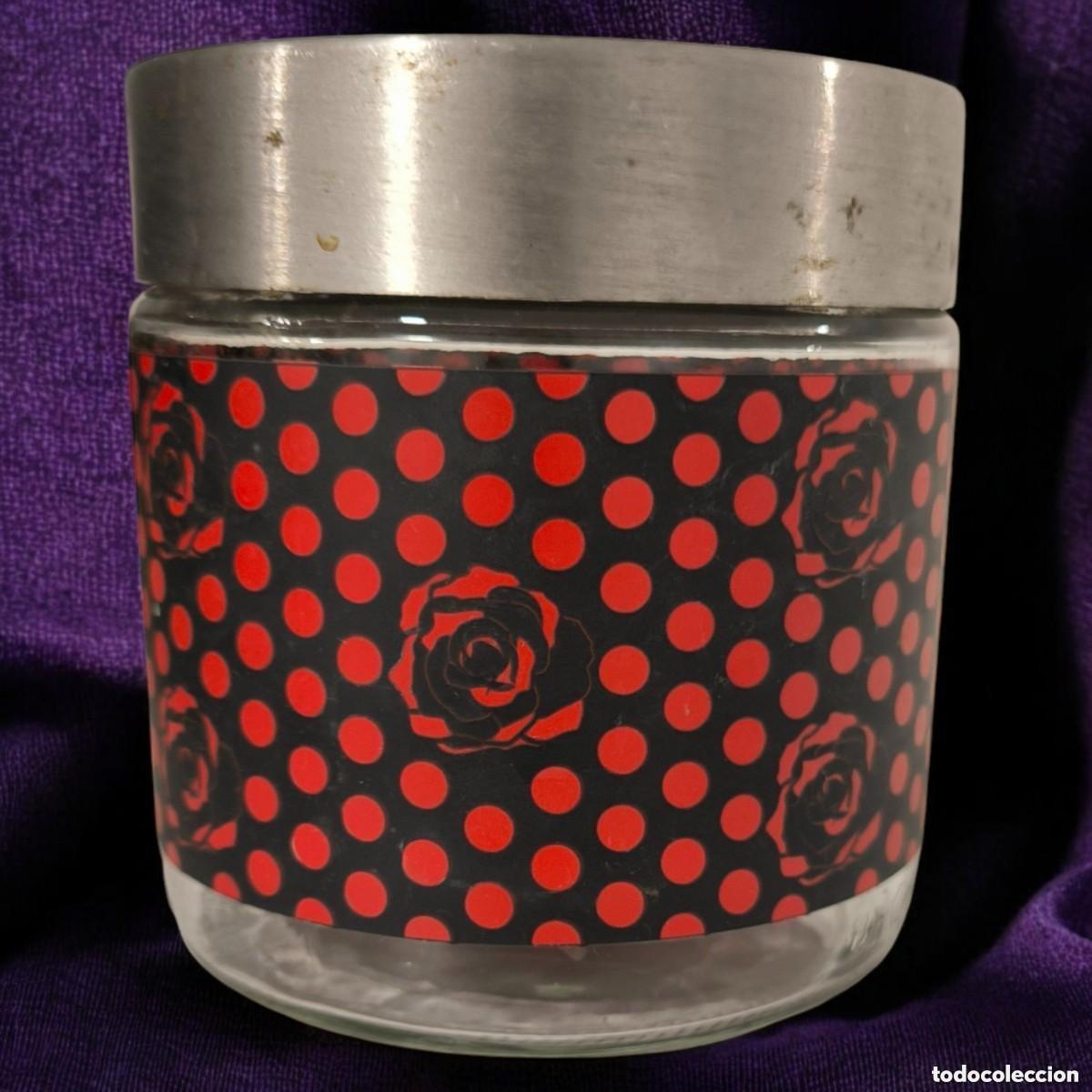 Antig&uuml;edades: Bote Tarro Cristal Vintage Con Tapa Met&aacute;lica | Dise&ntilde;o Lunares Rojos y Rosas | Decoraci&oacute;n Retro
