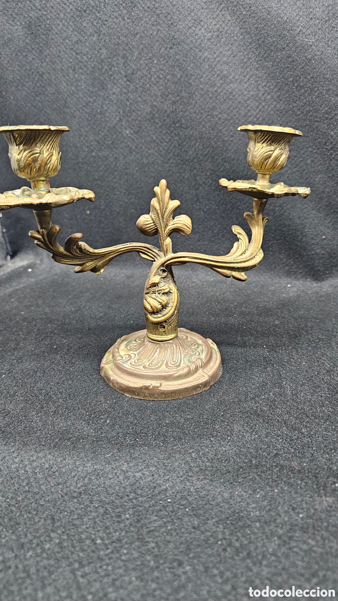 Antig&uuml;edades: Antiguo candelabro de bronce