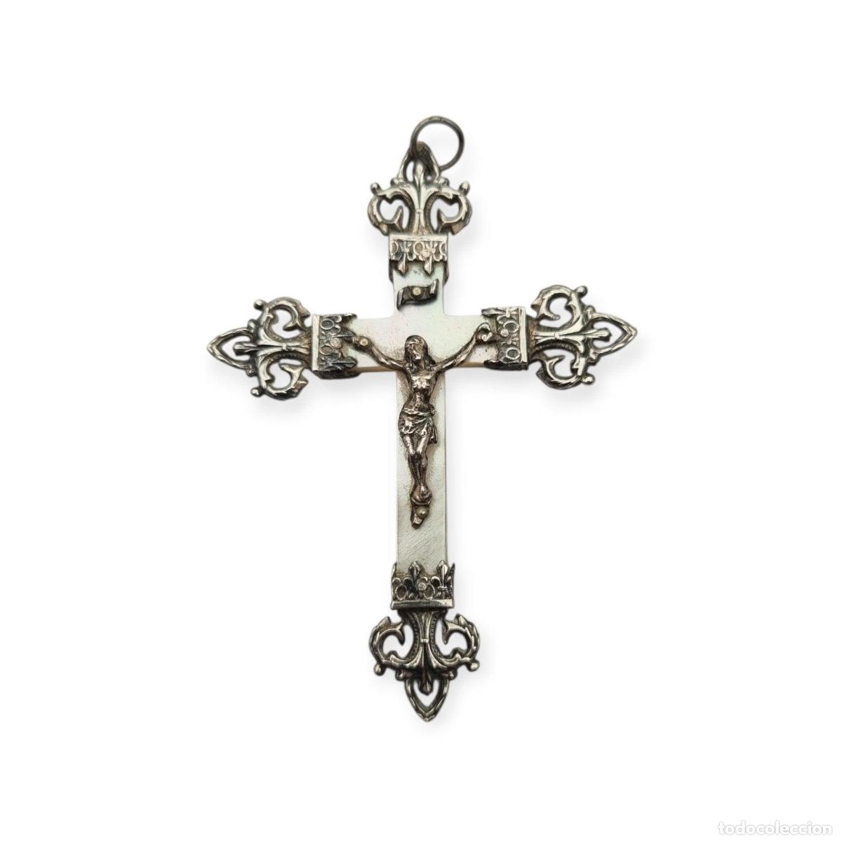 Antig&uuml;edades: Cruz Art Nouveau francesa de plata y n&aacute;car, crucifijo religioso antiguo, ca. 1920&ndash;1930