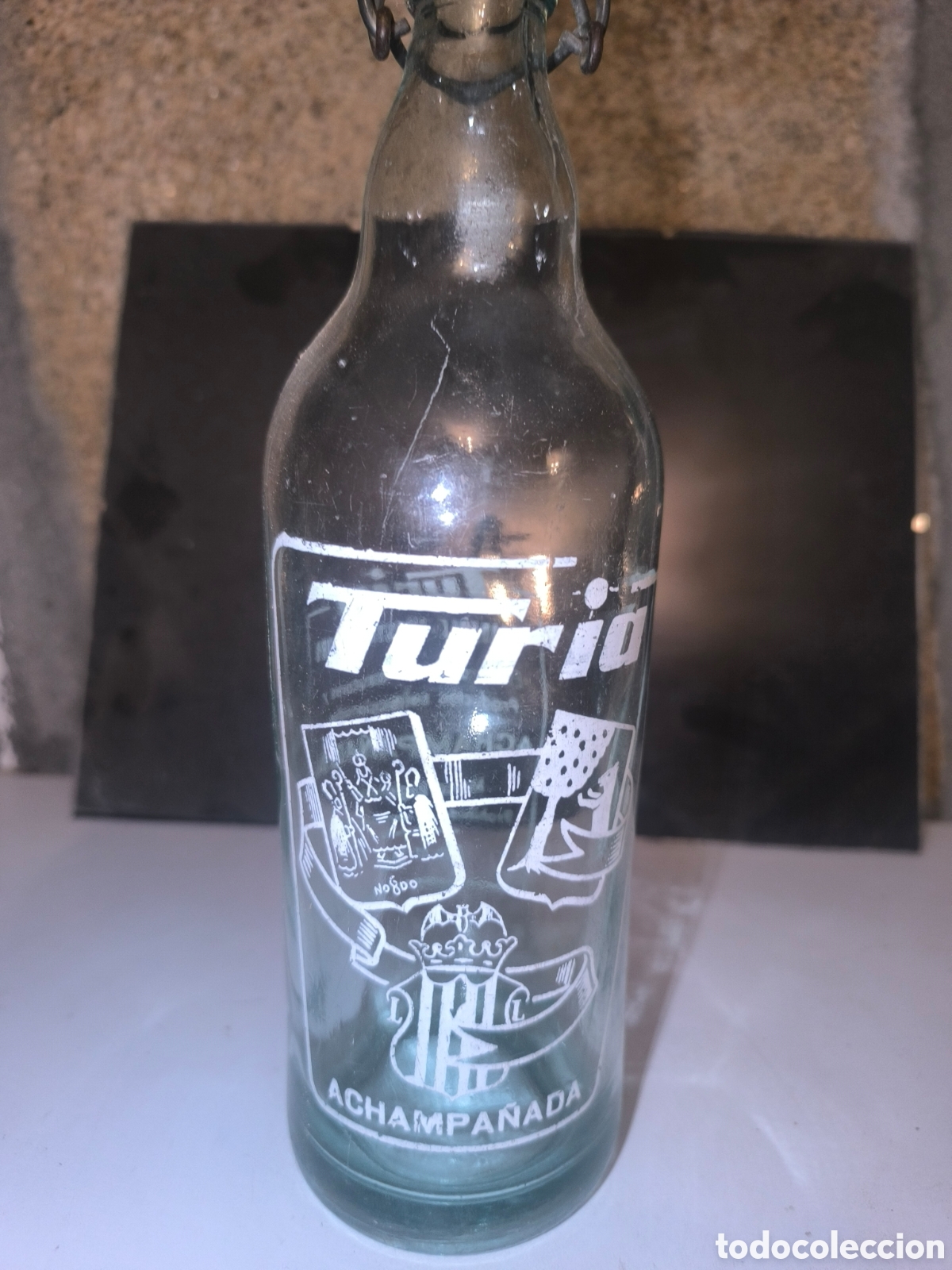 Antig&uuml;edades: Botella antigua de gaseosa