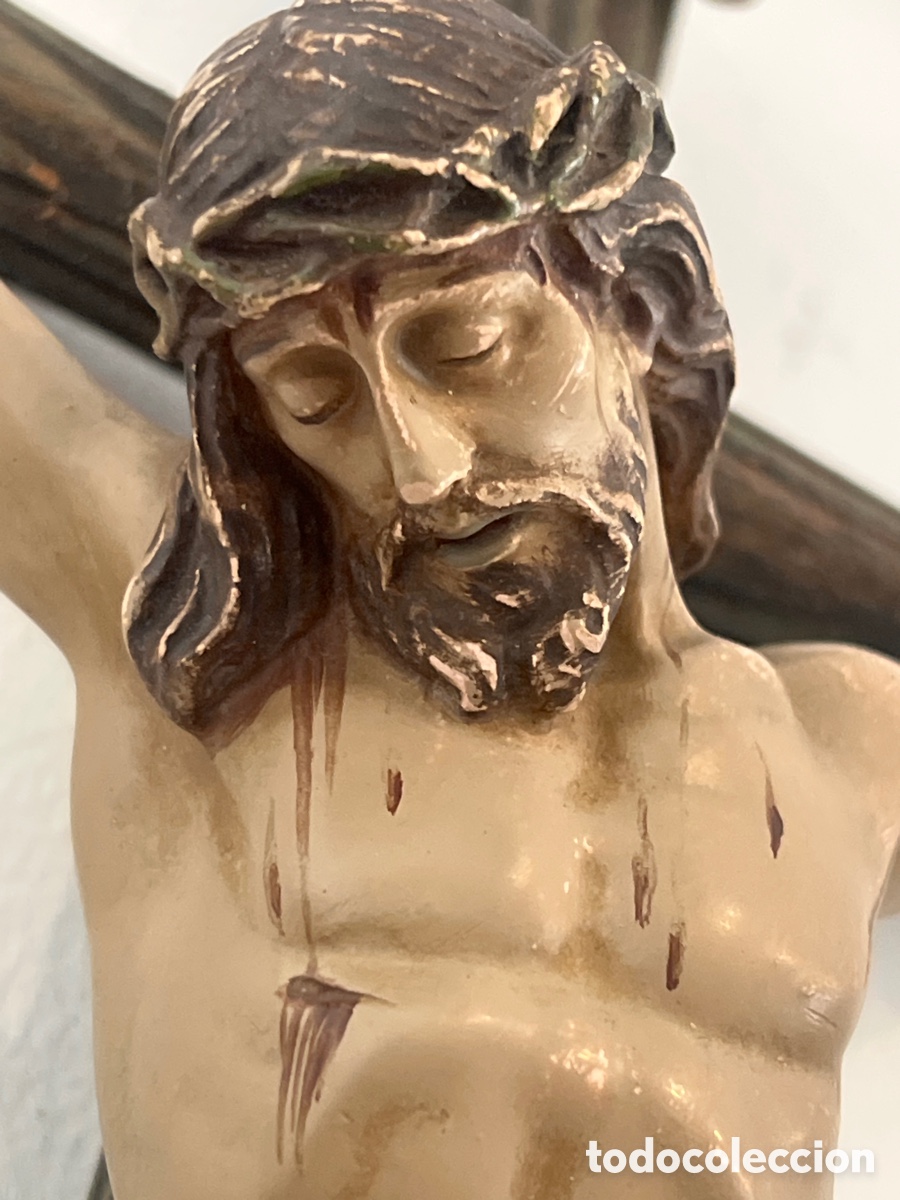 Antig&uuml;edades: CRUCIFIJO CL&Aacute;SICO DE PARED
