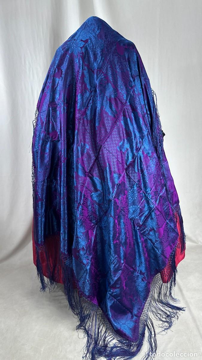 Antig&uuml;edades: Pa&ntilde;uelo adamascado azul y morado - Foto 8