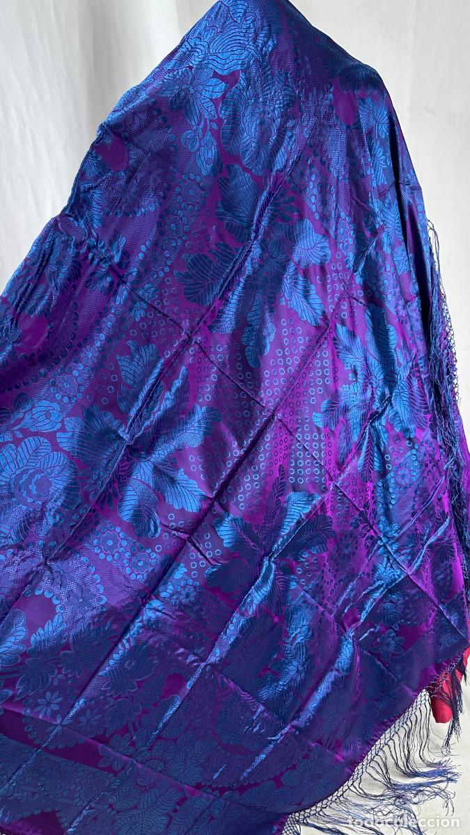 Antig&uuml;edades: Pa&ntilde;uelo adamascado azul y morado - Foto 9