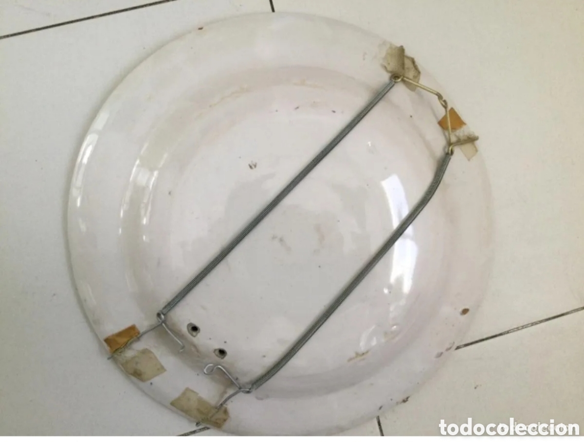 Antig&uuml;edades: Bonito plato de cer&aacute;mica de Manises - Foto 5