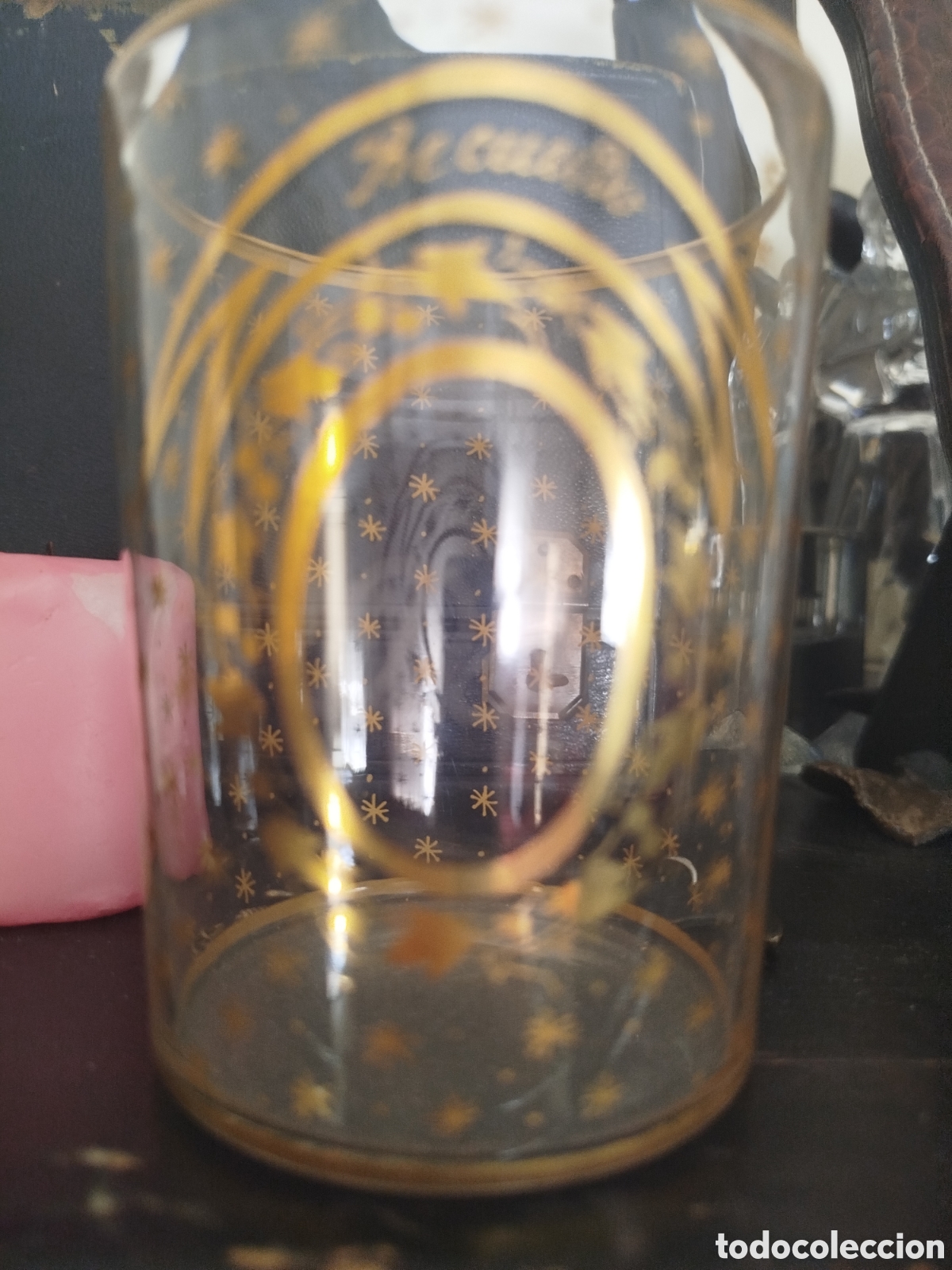 Antig&uuml;edades: Vaso siglo XlX decorado al fuego en oro