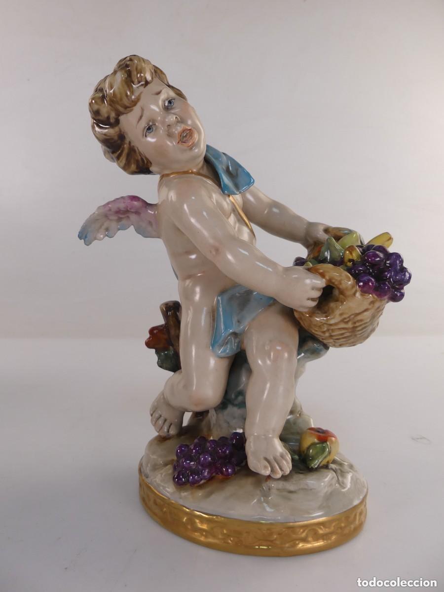 Antiquit&eacute;s: PRECIOSA FIGURA DE UN ANGEL ANGELITO HECHO DE PORCELANA SELLADO EN LA BASE