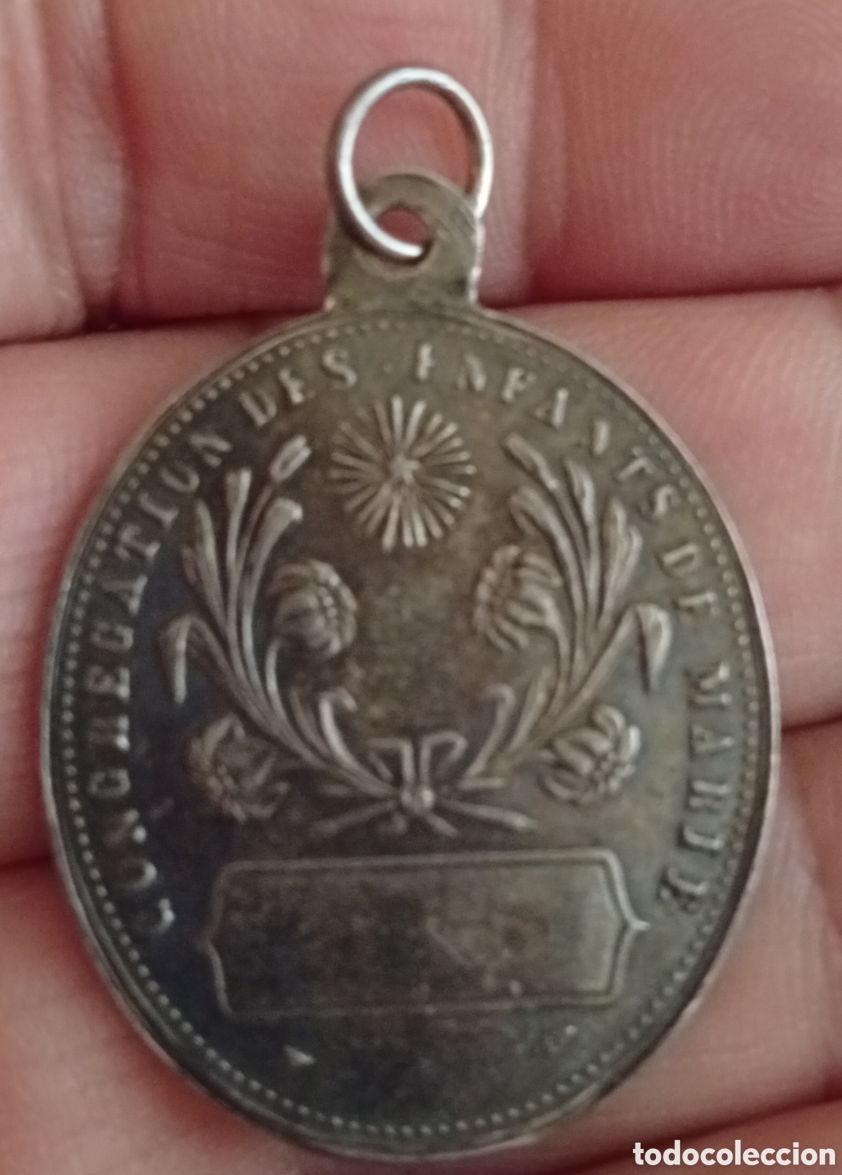 Antig&uuml;edades: Medalla religiosa virgen de plata