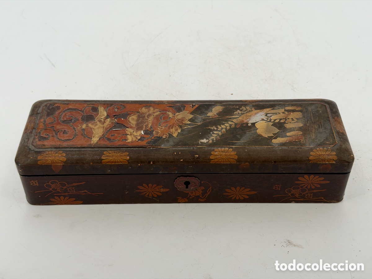 Antig&uuml;edades: Antigua Caja con Relieves - Foto 2