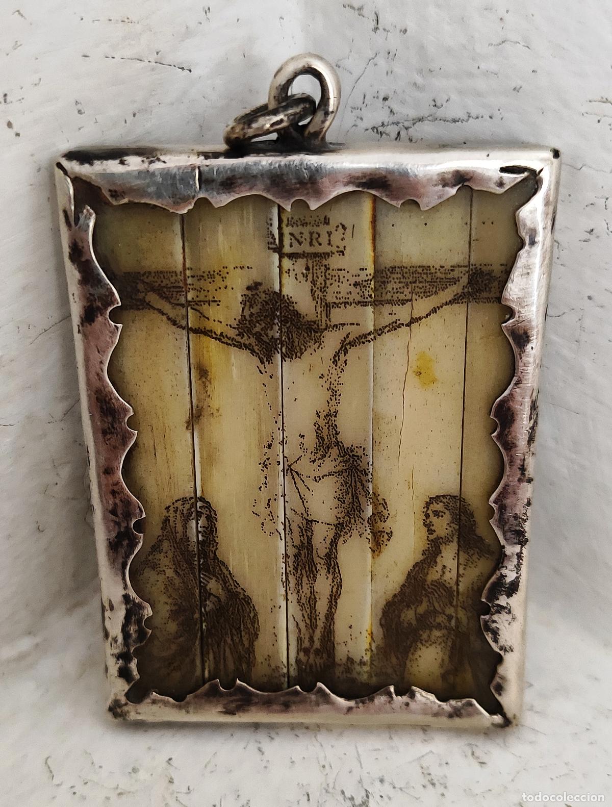 Antig&uuml;edades: RELICARIO-MEDALLON EN PLATA Y HUESO GRABADO