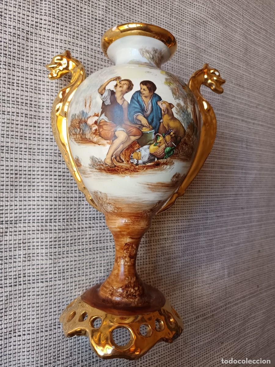 Antig&uuml;edades: Jarr&oacute;n de porcelana estilo Imperio. Pintado a mano.