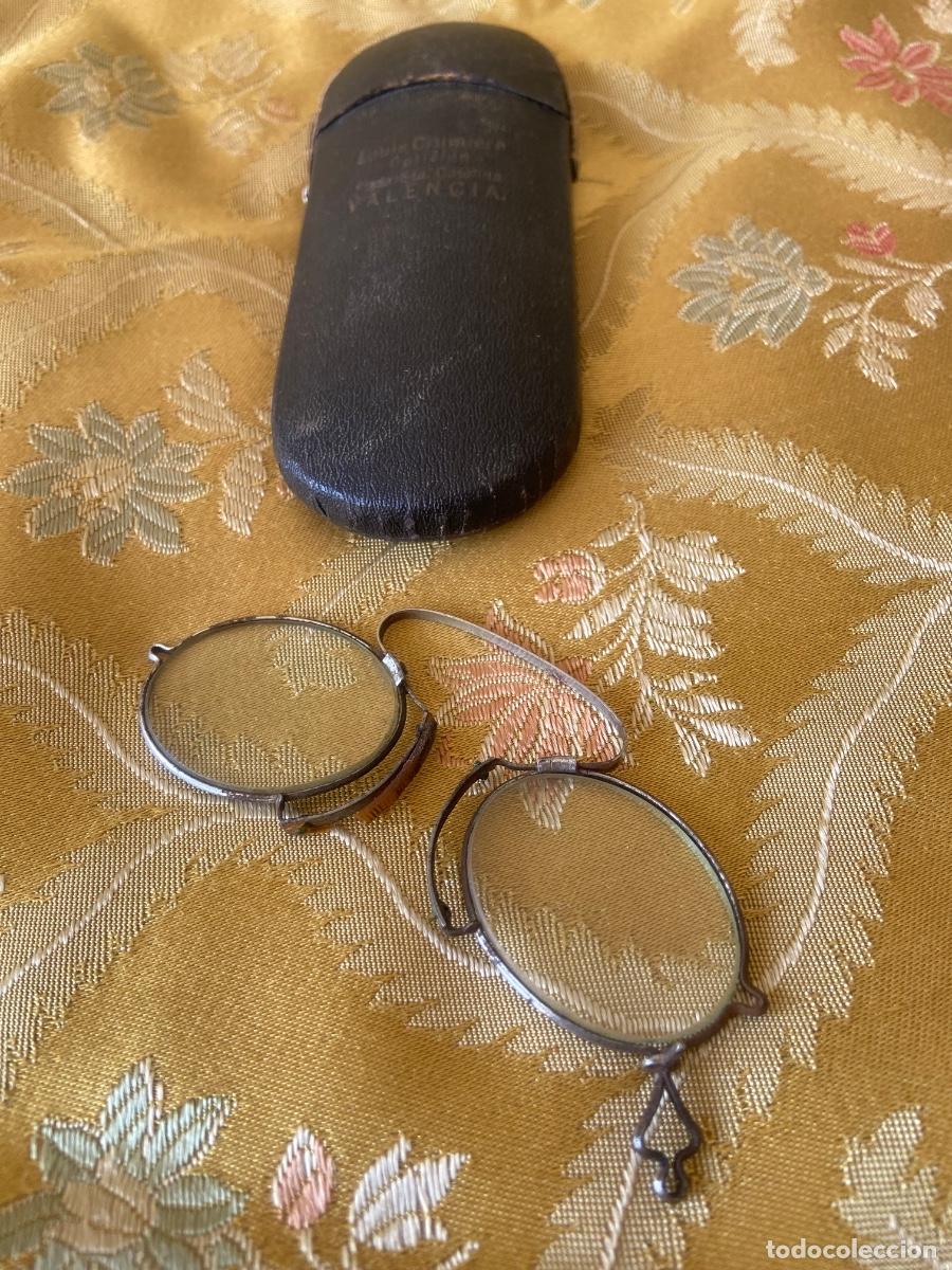 Antig&uuml;edades: IMPERTINENTES. Gafas