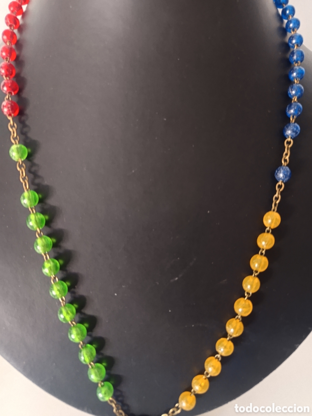 Antig&uuml;edades: Rosario misionario de colores