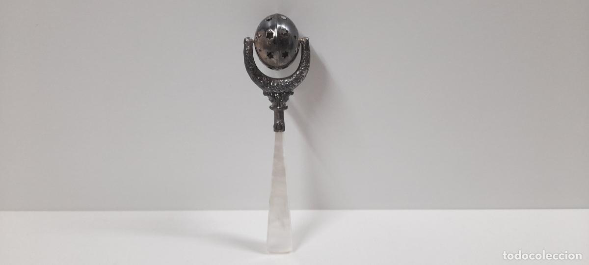 Antig&uuml;edades: PRECIOSO Y MUY ANTIGUO SONAJERO . REALIZADO EN PLATA . VER DETALLES