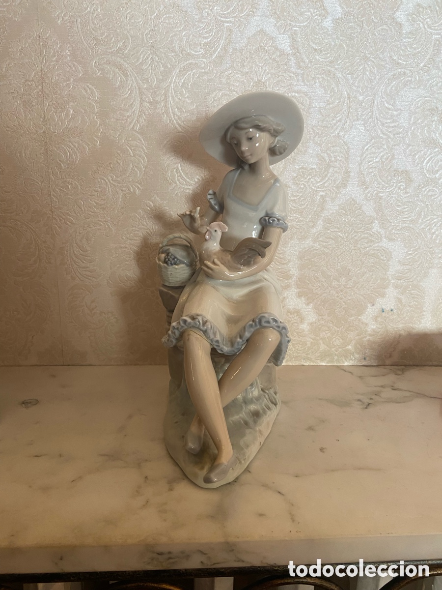 Antig&uuml;edades: Figura de NAO by Lladr&oacute;- 24 cm