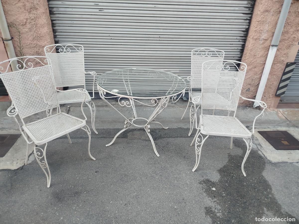 Antig&uuml;edades: Mesa jard&iacute;n y cuatro sillas hierro