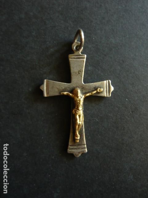 Antig&uuml;edades: CRUCIFIJO COLGANTE EN PLATA Y SOBREDORADO 3.5 CM