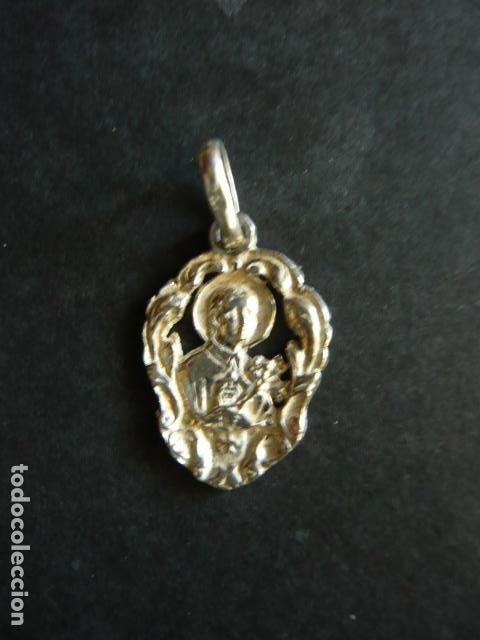Antig&uuml;edades: SANTA GEMA GALGANI MEDALLA EN PLATA 2 CM