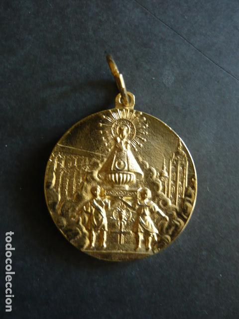 Antig&uuml;edades: SEGOVIA NUESTRA SE&Ntilde;ORA DE LA FUENCISLA ANTIGUA MEDALLA 4 CM DIAMETRO