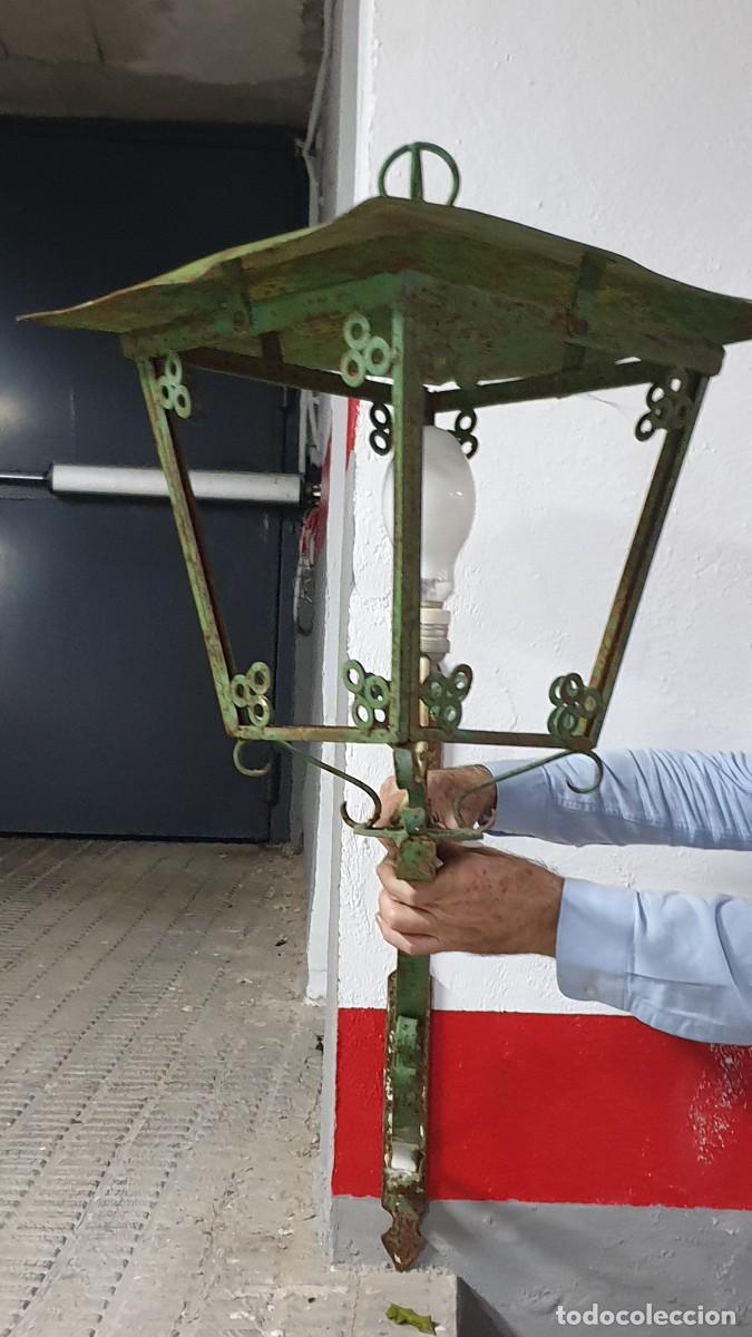 Antig&uuml;edades: ANTIGUO FAROL DE FORJA PARA JARDIN DE GRANDES DIMENSIONES (RECOGIDA LOCAL)