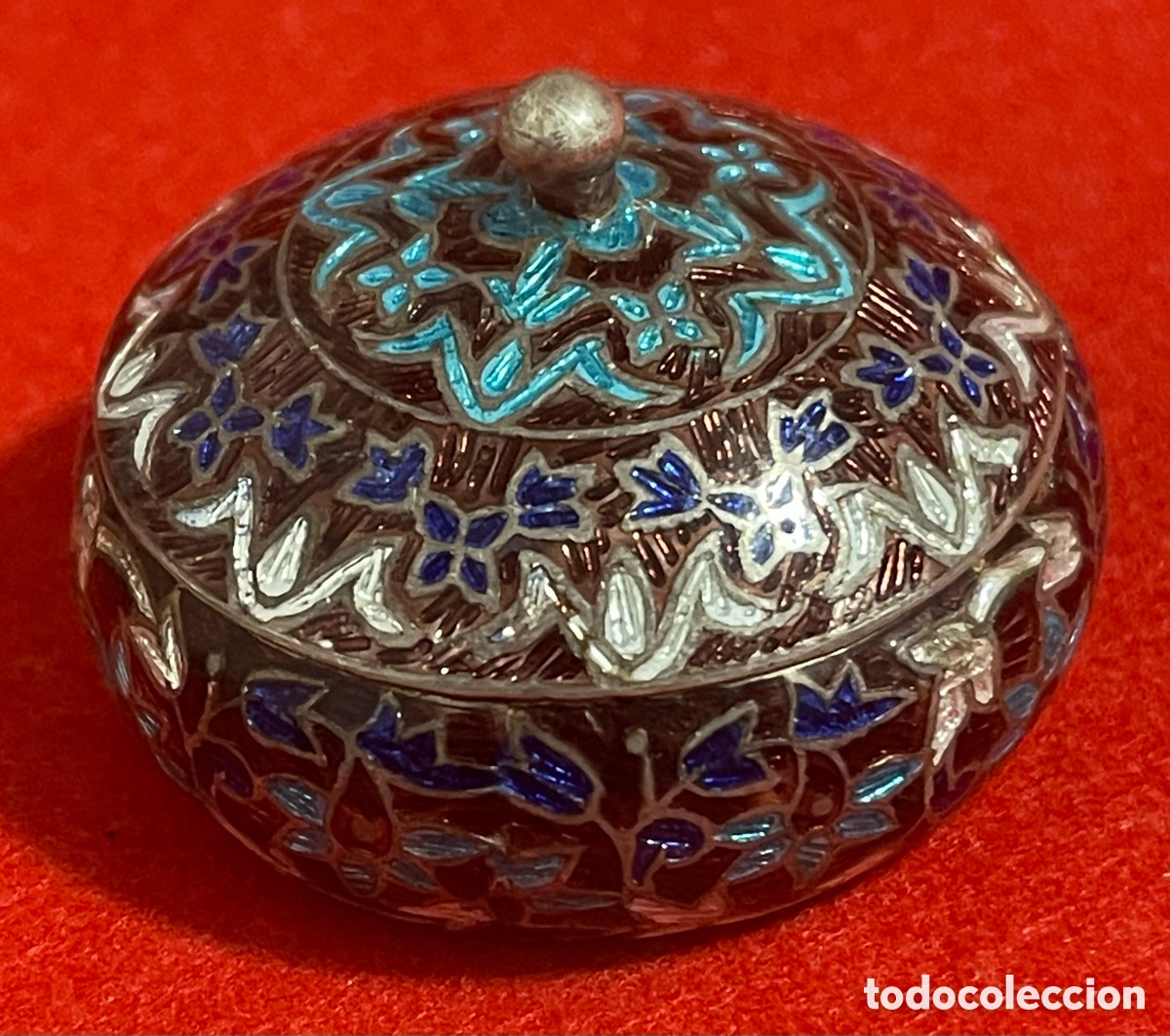 Antig&uuml;edades: Preciosa caja Pastillero, en plata de ley contrastada y esmaltes.