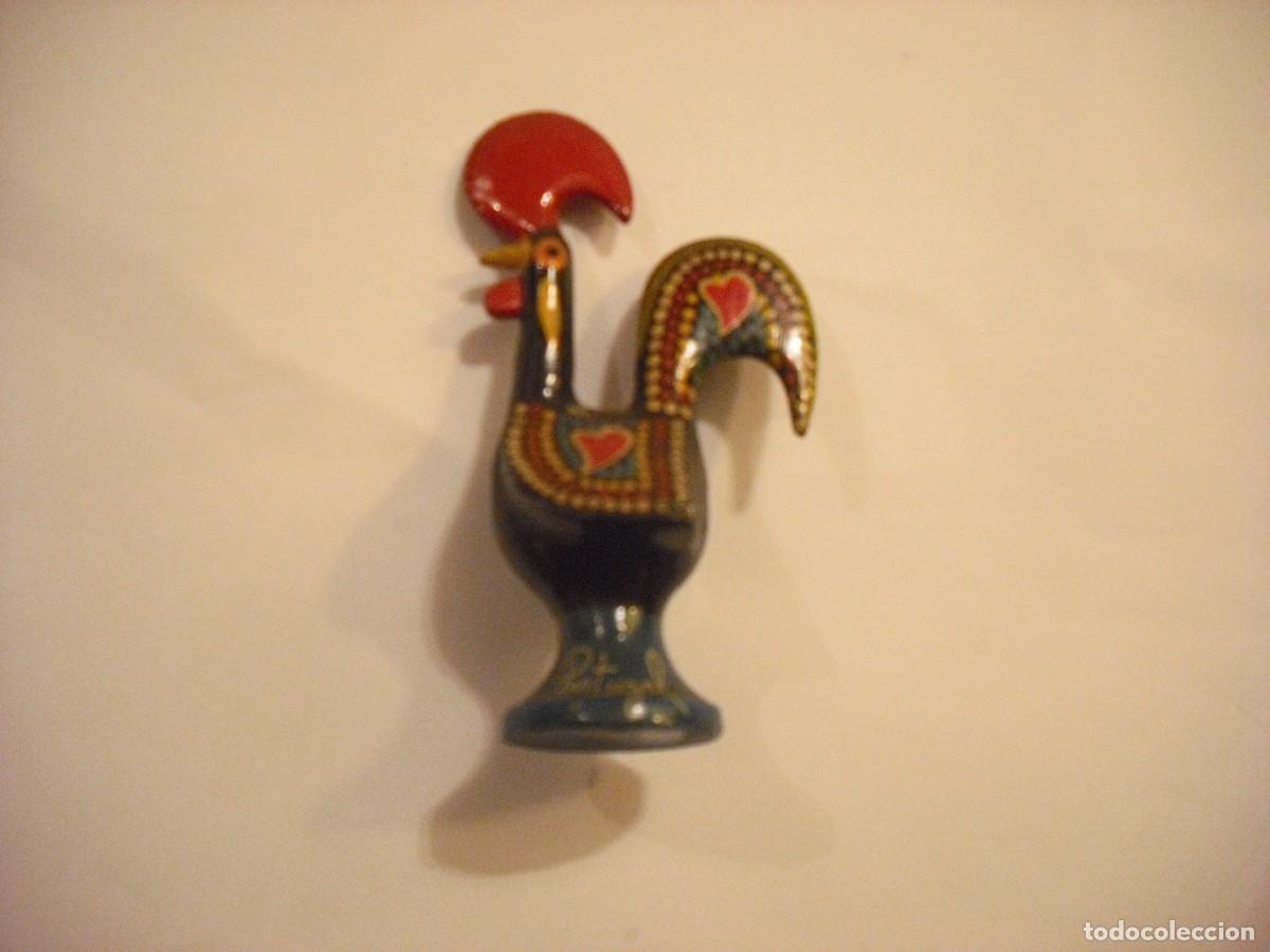 Antiquit&eacute;s: FIGURA DE GALLO DE BARCELOS, TIPICO DE PORTUGAL 10,5 CM. CERAMICA. PINTADO A MANO