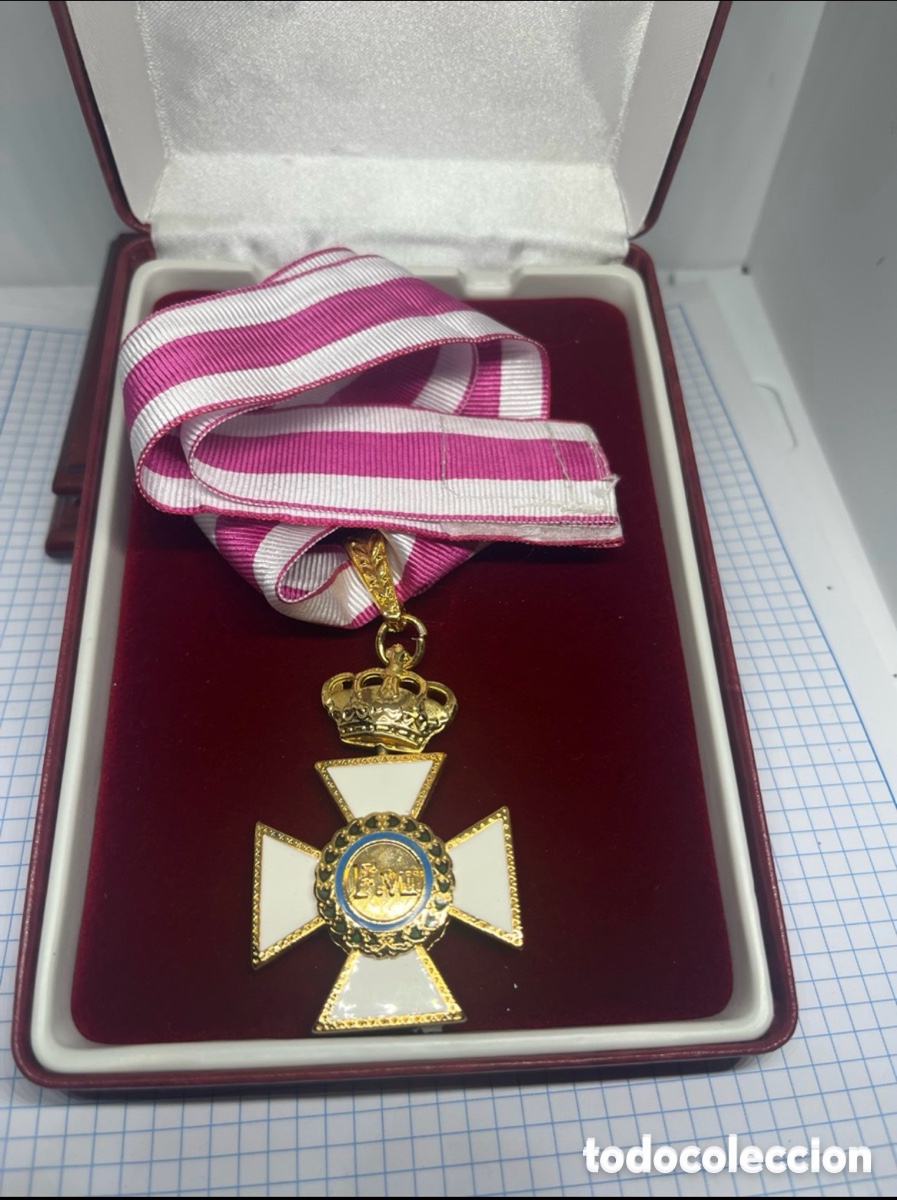 Antiguidades: Medalla militar Orden de San Hermenegildo, en estuche