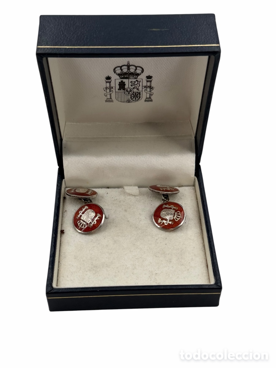 Antig&uuml;edades: Gemelos de Plata Escudo Nacional