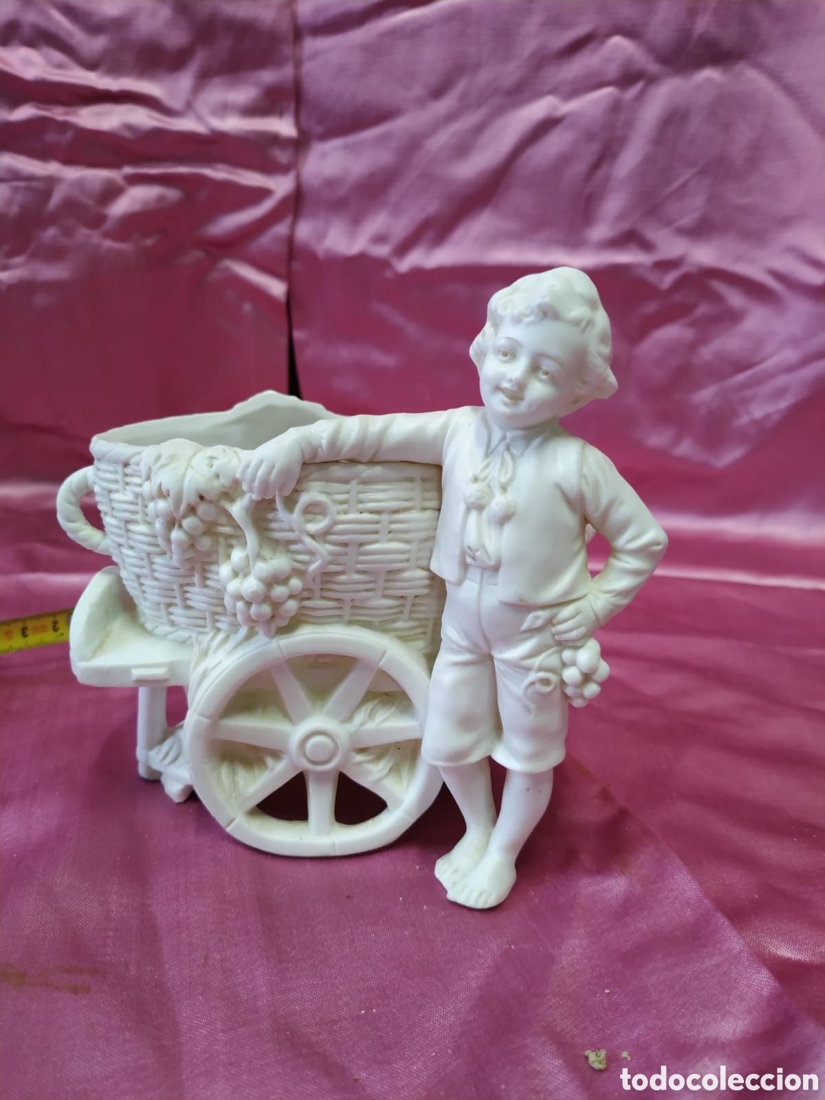 Antig&uuml;edades: Jardinera en biscuit.Principios siglo XX. Alemania