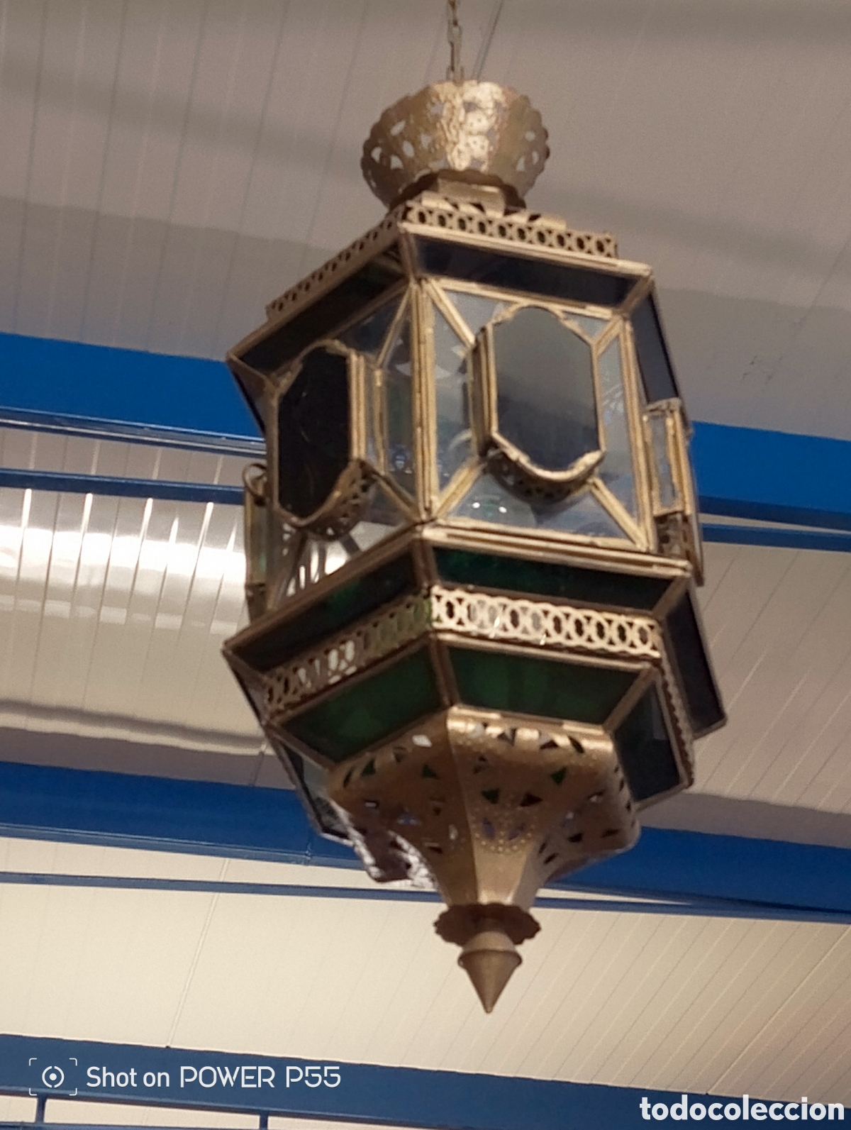 Antig&uuml;edades: Farol tipo &aacute;rabe de metal