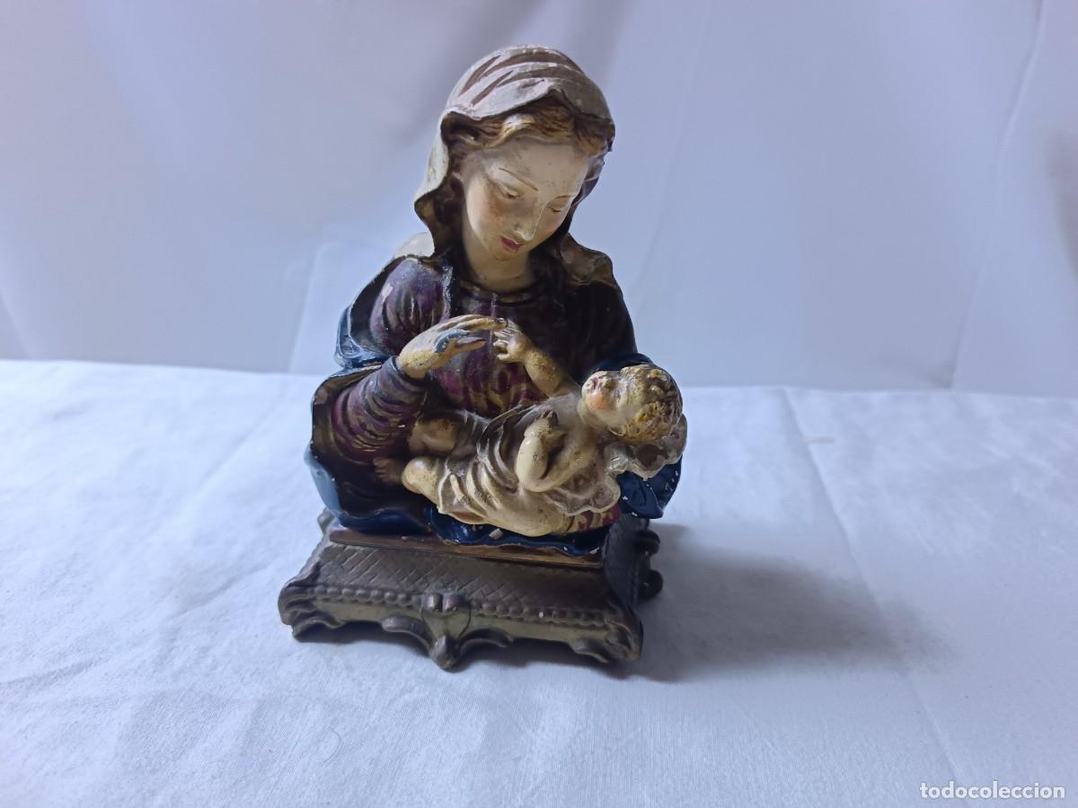 Antig&uuml;edades: Figura Religiosa, Virgen con Ni&ntilde;o Jes&uacute;s, estuco o similar, manos de plomo