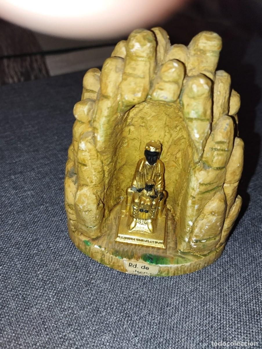 Antig&uuml;edades: estatuilla de la virgen de montserrat