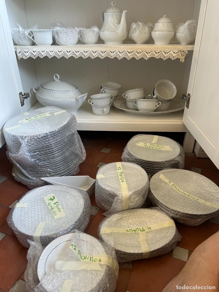 Antig&uuml;edades: Vajilla Zylstra Porcelana Filo Platino 12 Servicios