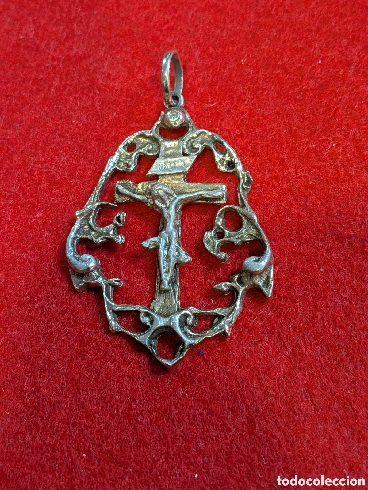 Antig&uuml;edades: Medalla de cristo en plata antiguo. REF-3566.ca4