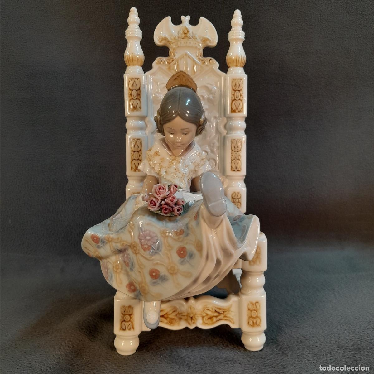 Antiguidades: FIGURA DE JOVEN VALENCIANA EN TRONO CON FLORES. PORCELANA LLADR&Oacute;. 1982