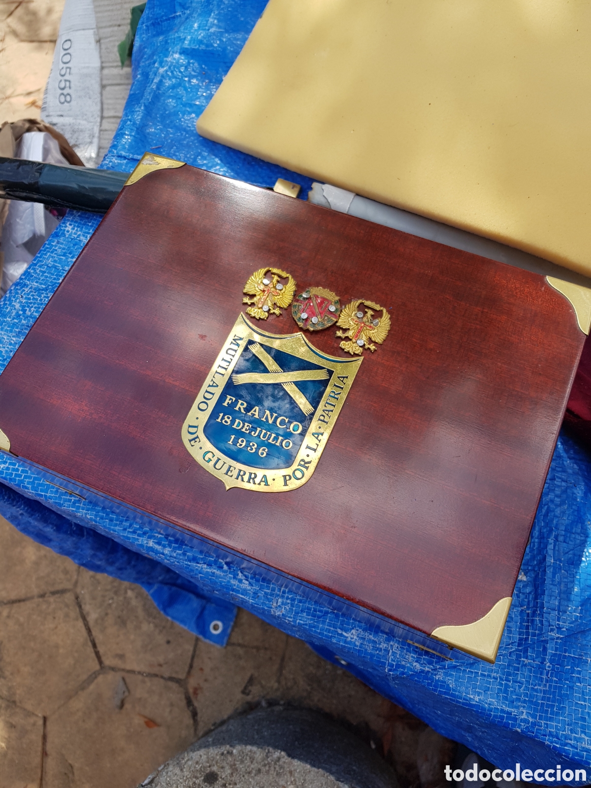 Antig&uuml;edades: ESPECTACULAR Y ANTIGUA CAJA DE PUROS DE CAOBA CASA DEL GENERAL&Iacute;SIMO DEL PARDO