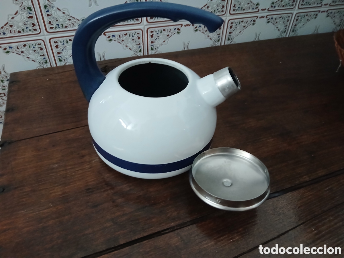 Antig&uuml;edades: Antigua tetera esmaltada San Ignacio - Foto 2