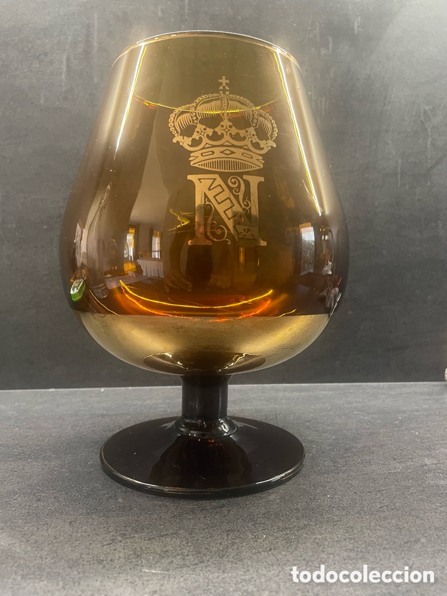 Antig&uuml;edades: Gran Copa de Co&ntilde;ac Gigante Vintage &Aacute;mbar - Corona y Letra N (Decoraci&oacute;n / Coleccionismo)