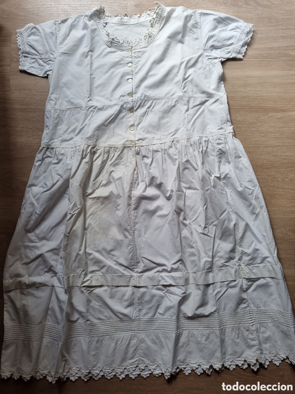 Antig&uuml;edades: Antiguas enaguas cuerpo entero. S. XIX. Festonado, puntilla, tablillas. Talla grande. Preciosas!
