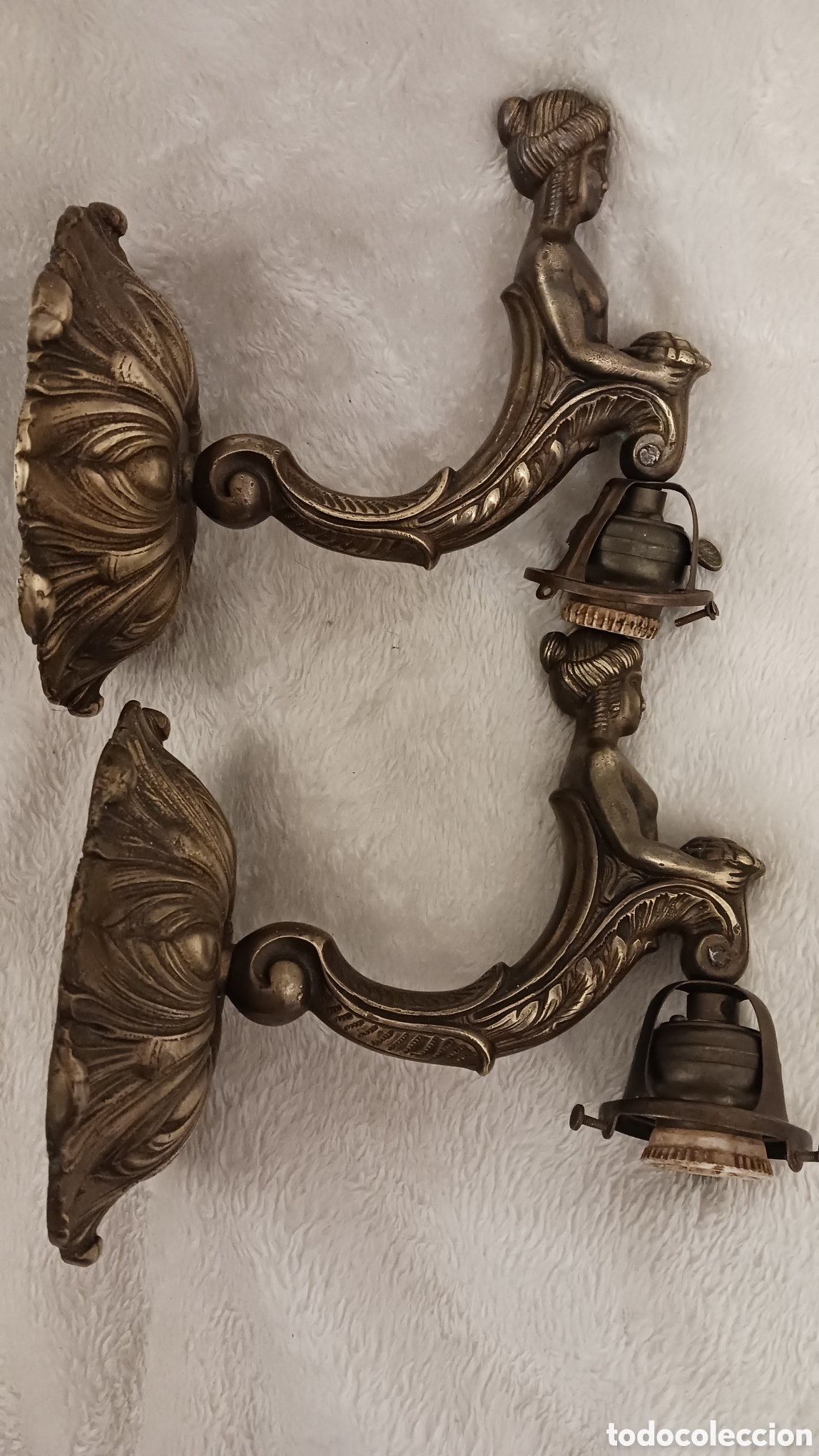 Antig&uuml;edades: DOS APLIQUES DE PARED, ESTILO MODERNISTA, EN BRONCE - Foto 2